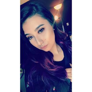 Meet your Posher, Dalia